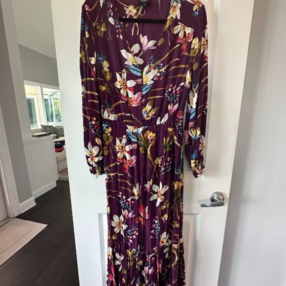 Long Sleeve Floral Maxi Dress - Picture 1 of 7